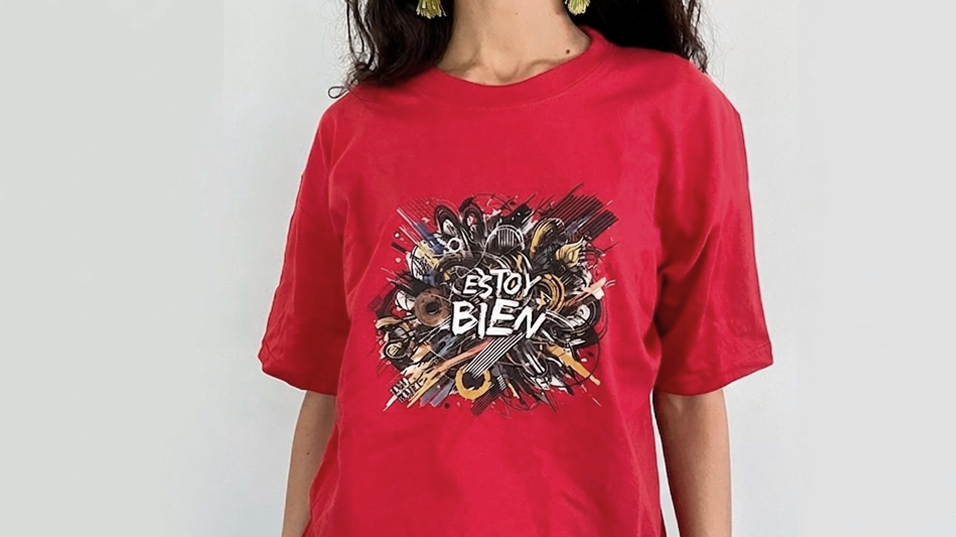 Tamo Harta — Estoy Bien T-shirt with expressive graphic composition